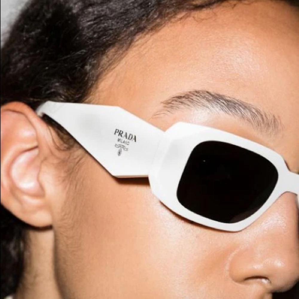 NIB 🤍 Prada Symbole Rectangular Sunglasses